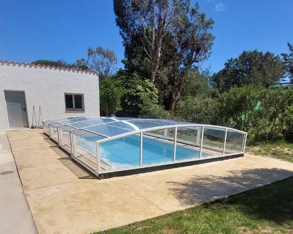 abri piscine pignan